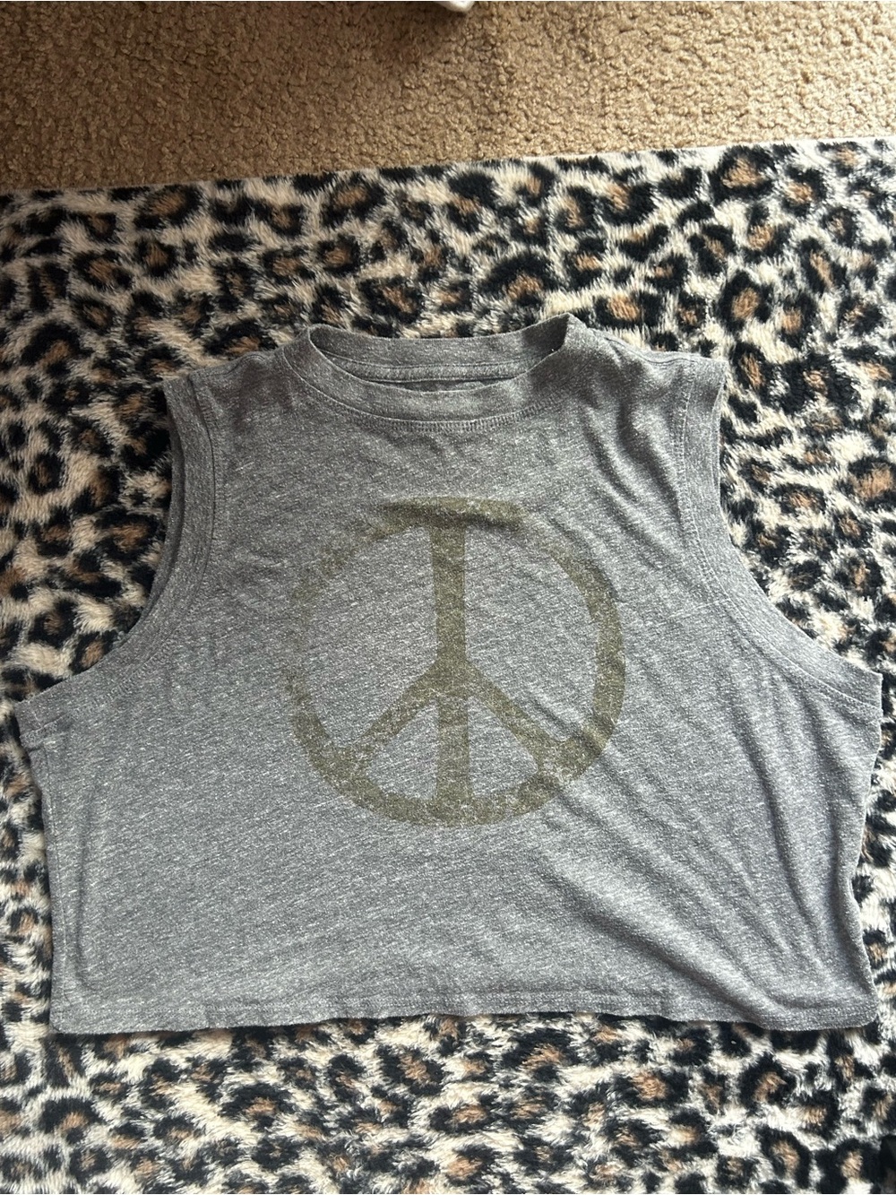 Spiritual Gangster Peace Sign Cropped Muscle Tank Gray Size M